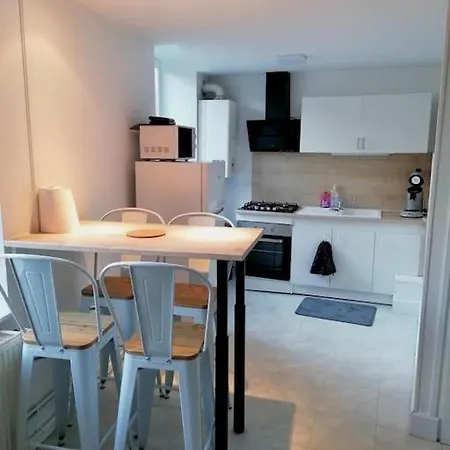 Chill 4 Pers Boite A Cle 24 Sur 7 Netflix & Wifi Apartamento Joinville Exterior foto
