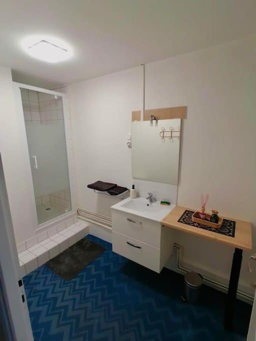 Chill 4 Pers Boite A Cle 24 Sur 7 Netflix & Wifi Apartment Joinville